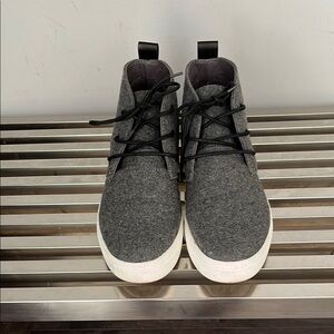Men's Gray Casual Shoes